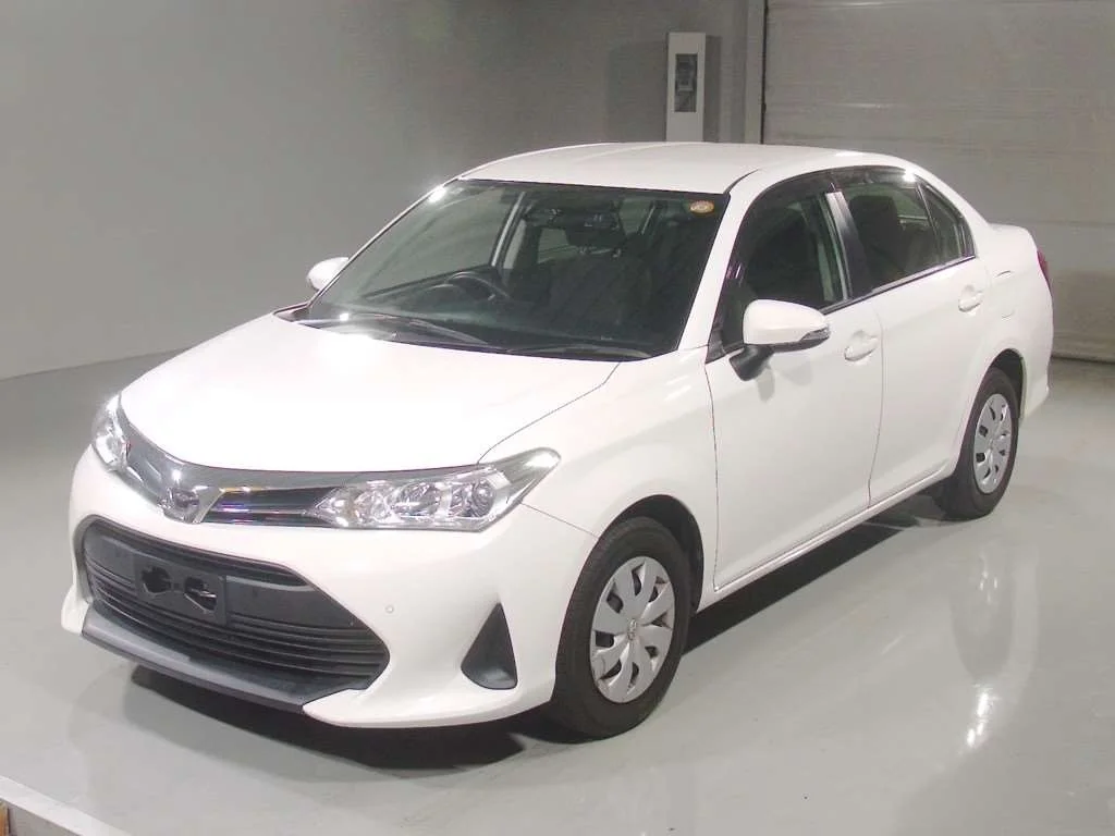Toyota Corolla Axio NRE160 2019